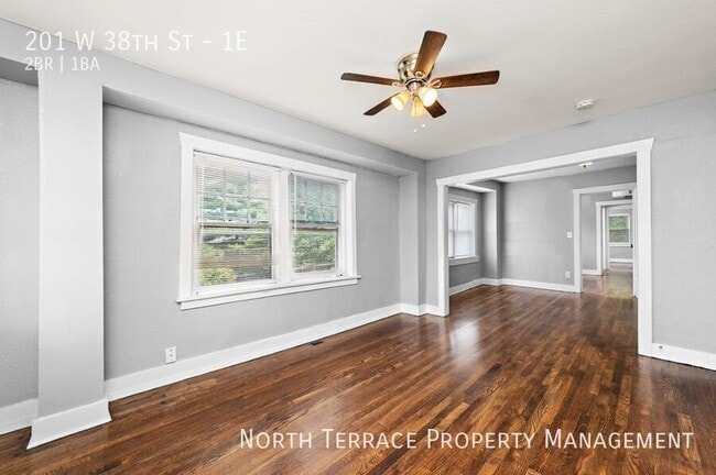 Building Photo - ? Vintage 2BR w/ In-Unit Laundry – Steps f...