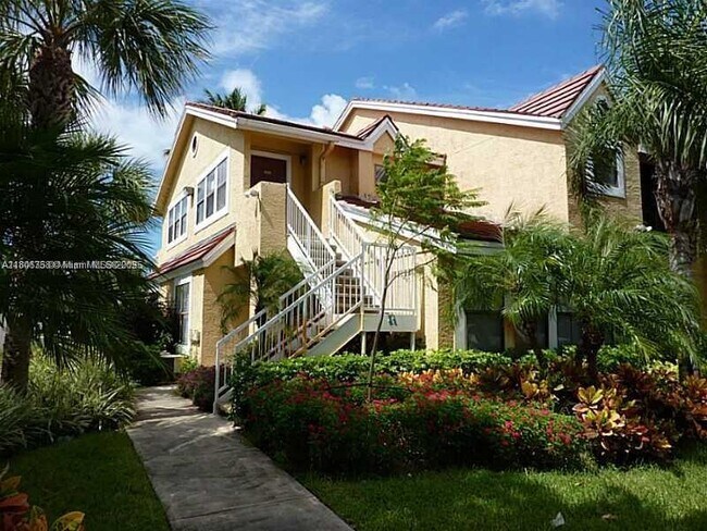 Building Photo - 10500 SW 155th Ct