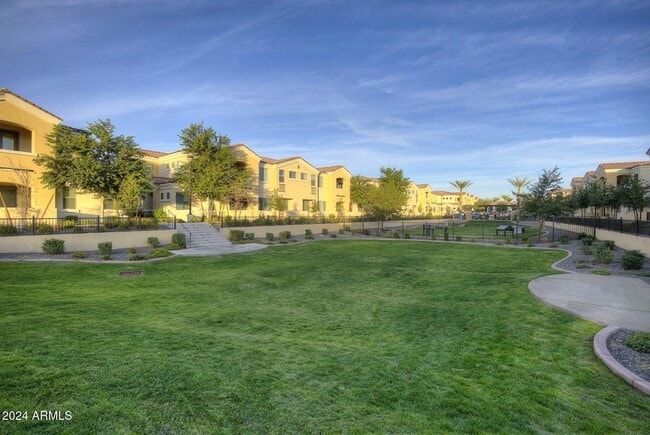 Building Photo - 1452 S Ellsworth Rd