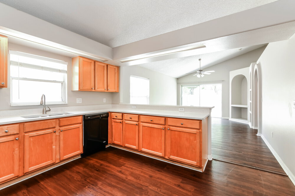 Building Photo - 16329 Coopers Hawk Ave