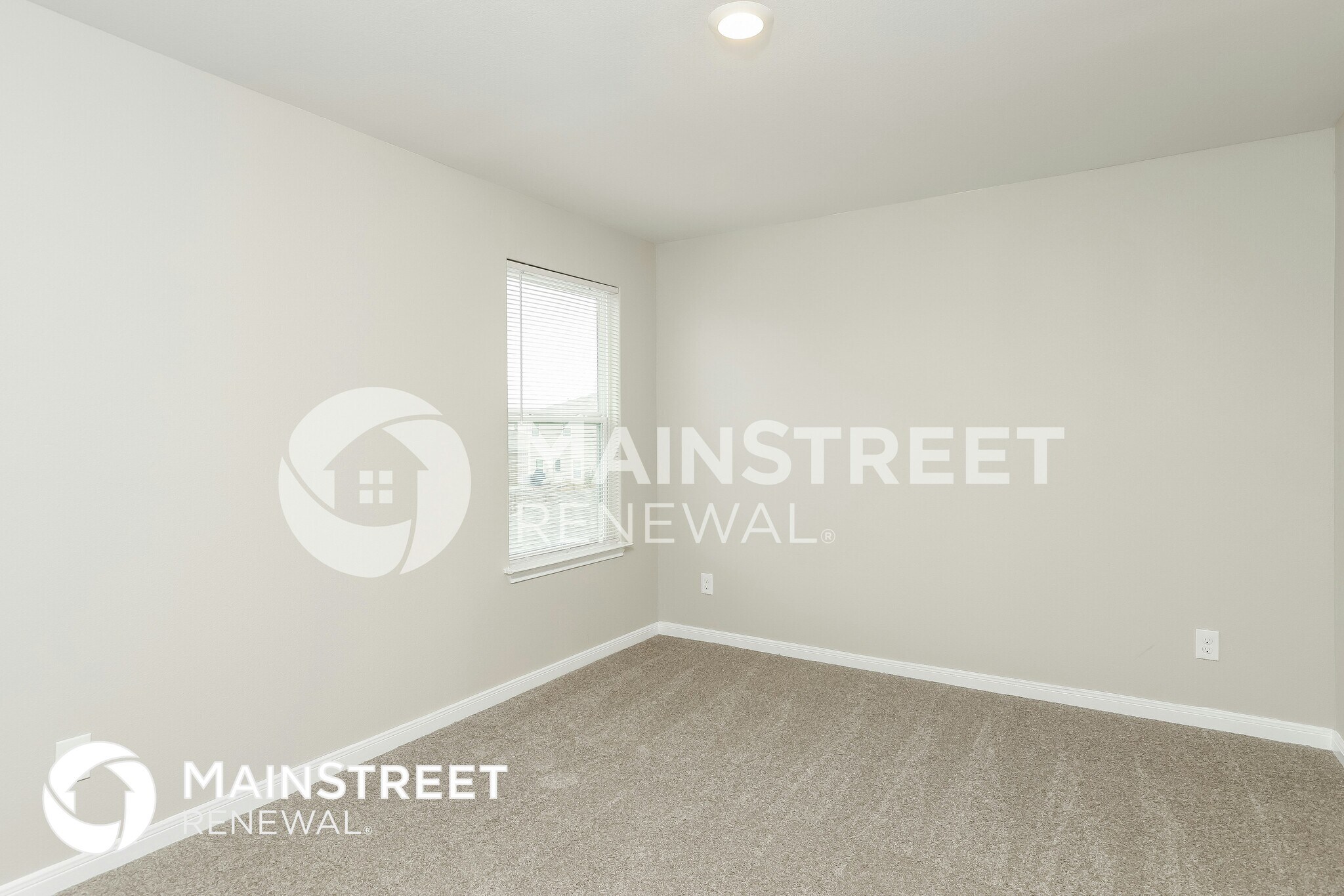 Building Photo - 629 Greenway Trl