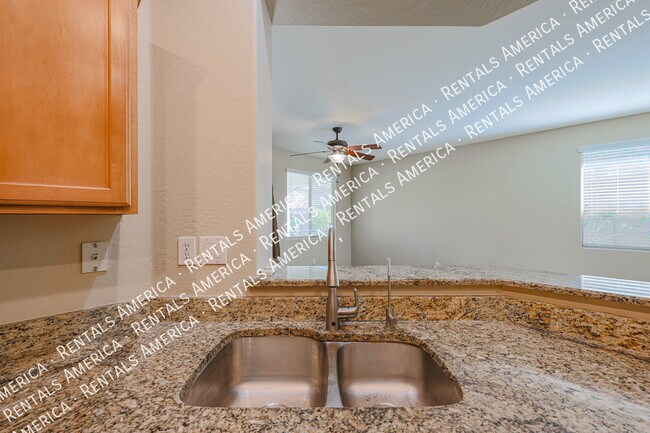 Building Photo - 39821 N Thunder Hills Ln