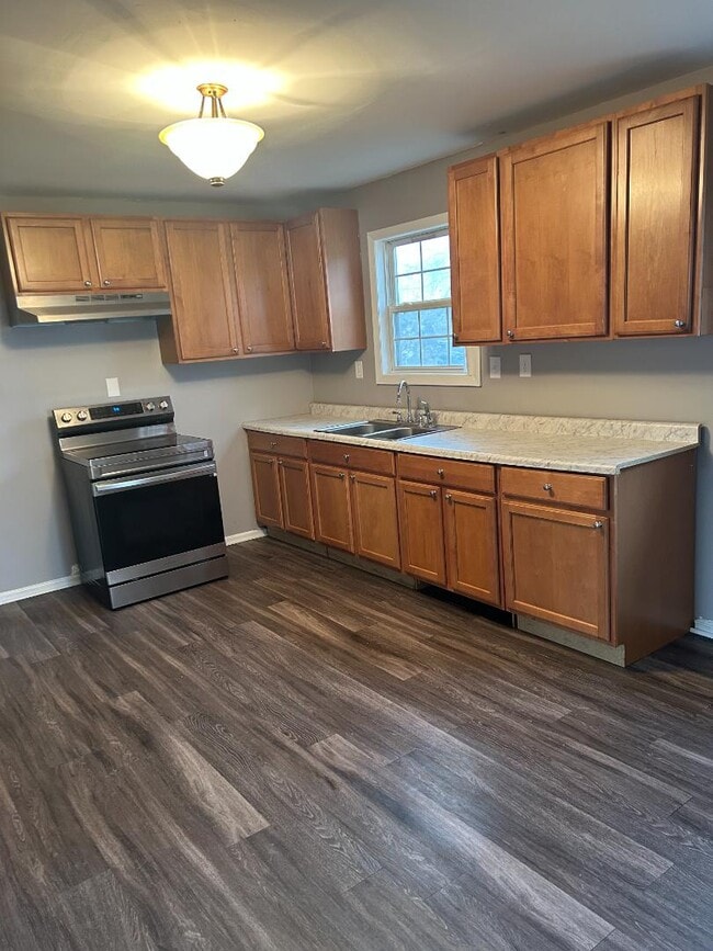 Building Photo - 1005 Bacon St