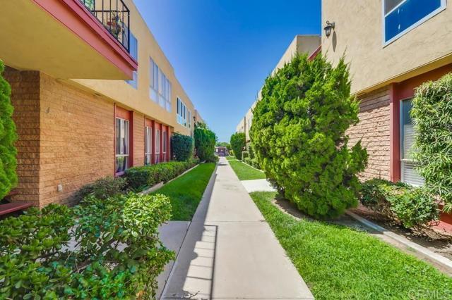 Building Photo - 617 Third Ave