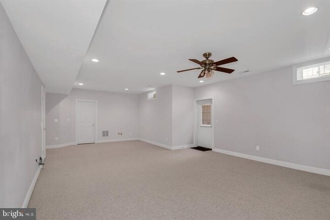 Building Photo - 9540 Parsonage Ln