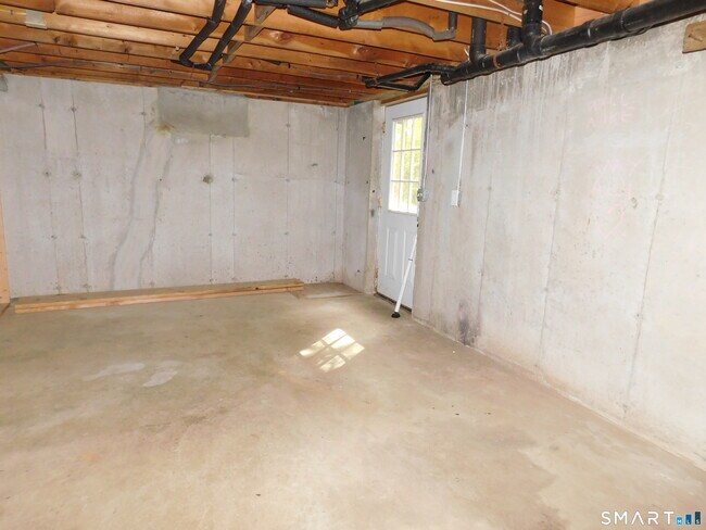 Building Photo - 101 Stage Harbor Rd
