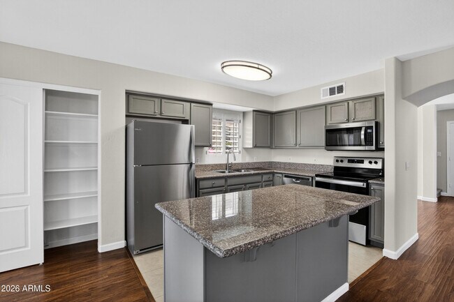 Building Photo - 17417 N 16th Pl