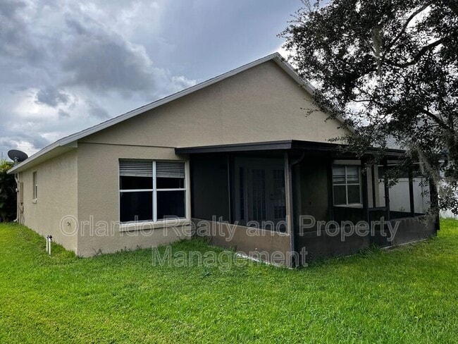 Building Photo - 19661 Glen Elm Way