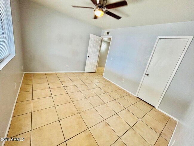 Building Photo - 240 S Doran