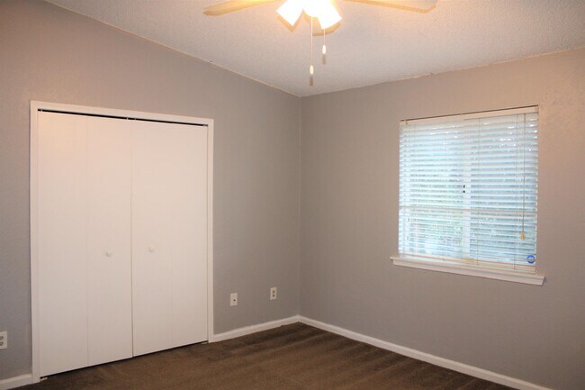 Building Photo - 791 Assisi Ln