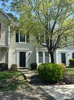 Building Photo - 3017 Montfort Loop