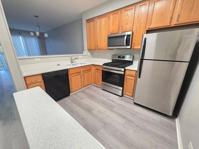 Building Photo - 3076 Kentshire Cir