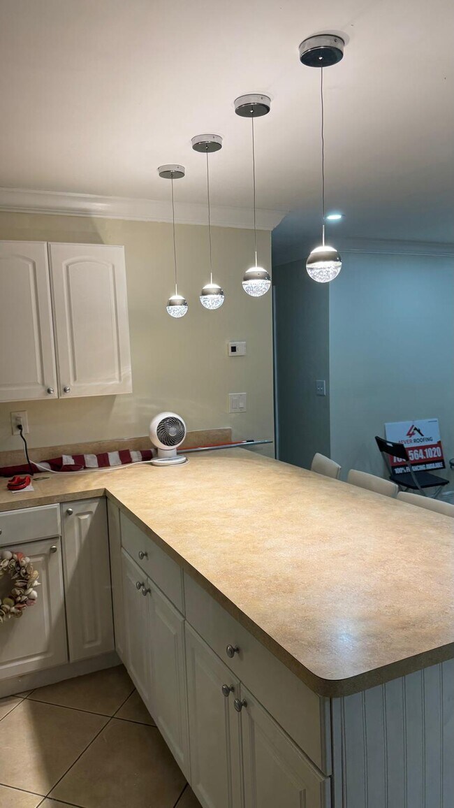 Building Photo - 14799 SW 71st Ln