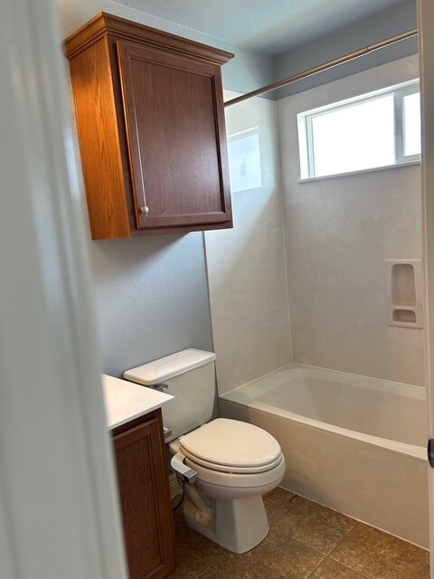 Master bathroom - 1702 Sand Hills Dr