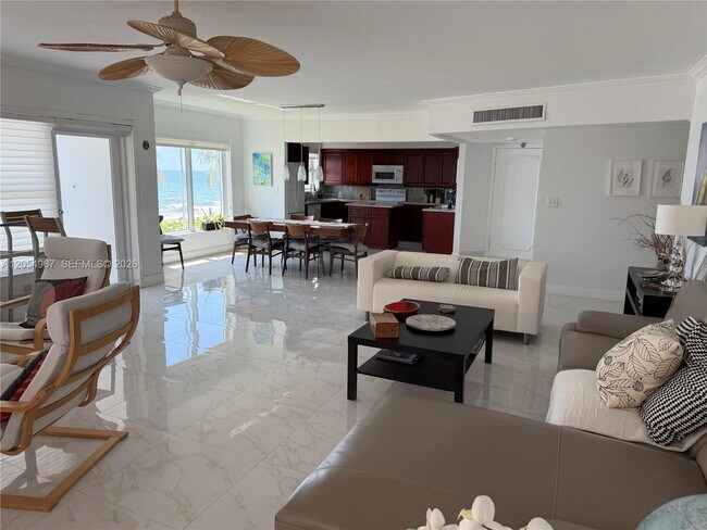 Building Photo - 3850 Galt Ocean Dr