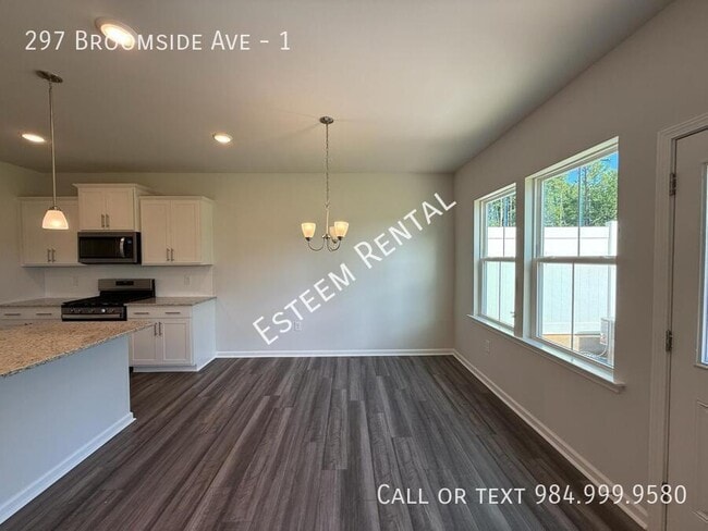 Building Photo - 297 Broomside Ave