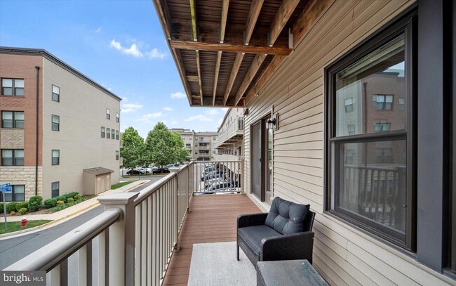 Building Photo - 44774 Tiverton Sq