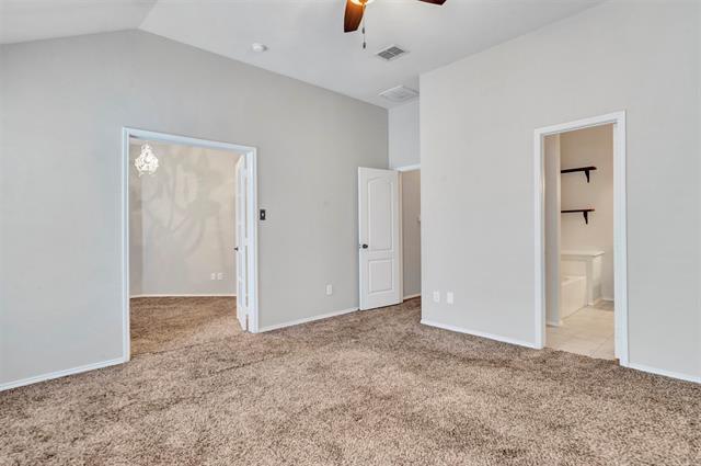 Building Photo - 729 Sequoia Dr