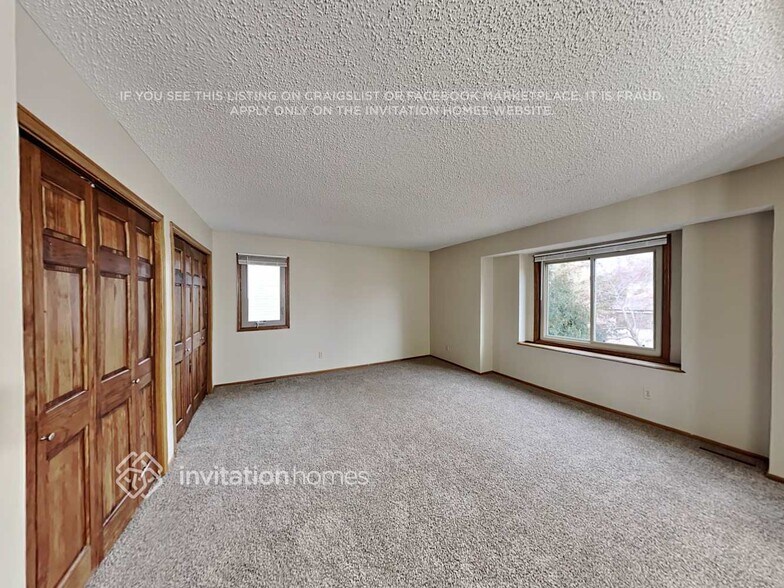 Building Photo - 12825 46th Ave N