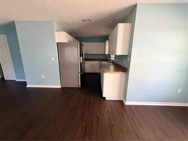 Building Photo - 310 W Berckman St