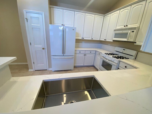 Building Photo - 1626 S Luther Ave