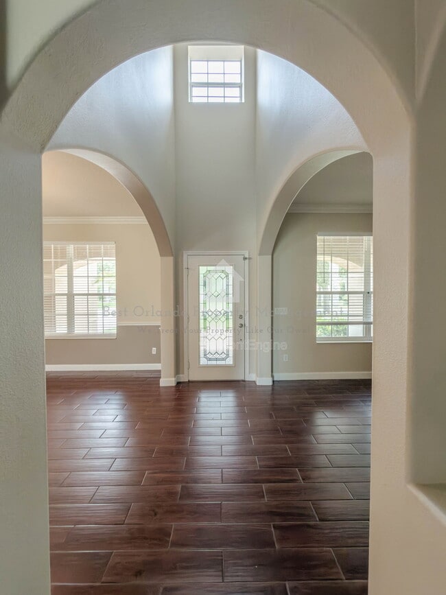 Building Photo - 5109 Legacy Oaks Dr