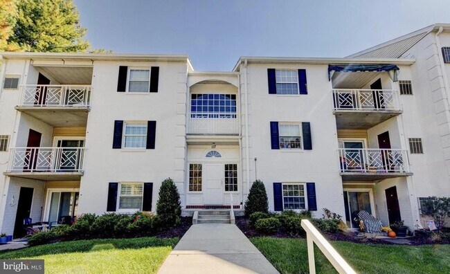 Building Photo - 117 Castletown Rd