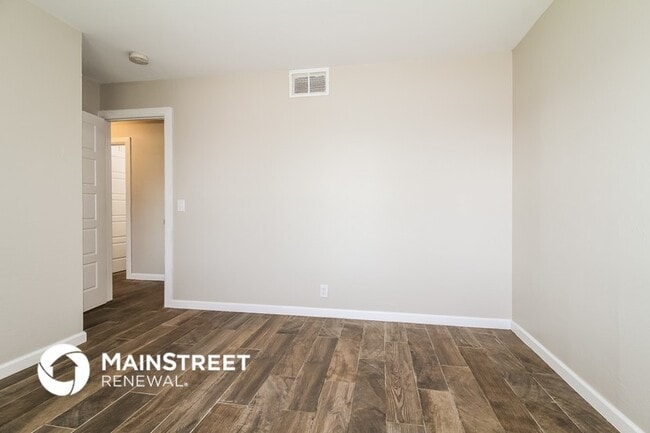 Building Photo - 1613 SW 61st Terrace