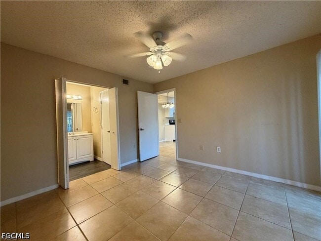 Building Photo - 12640 Equestrian Cir