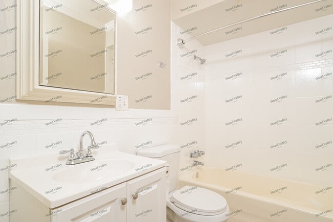 Building Photo - 9244 Filibert Dr