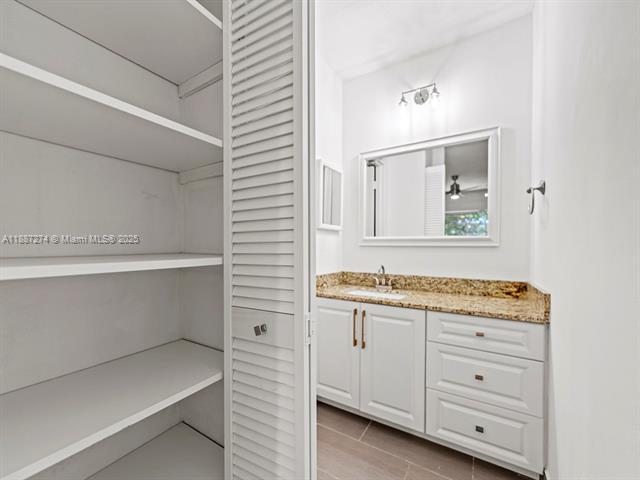 Building Photo - 8218 SW 82nd Ct