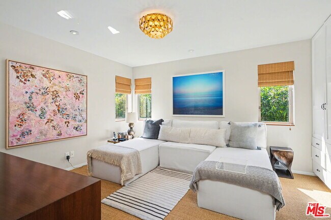 Building Photo - 420 Alta Ave