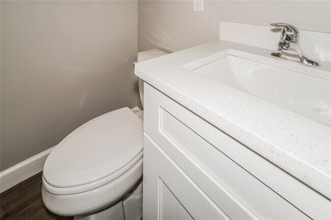 Building Photo - 5430 Rose Ave