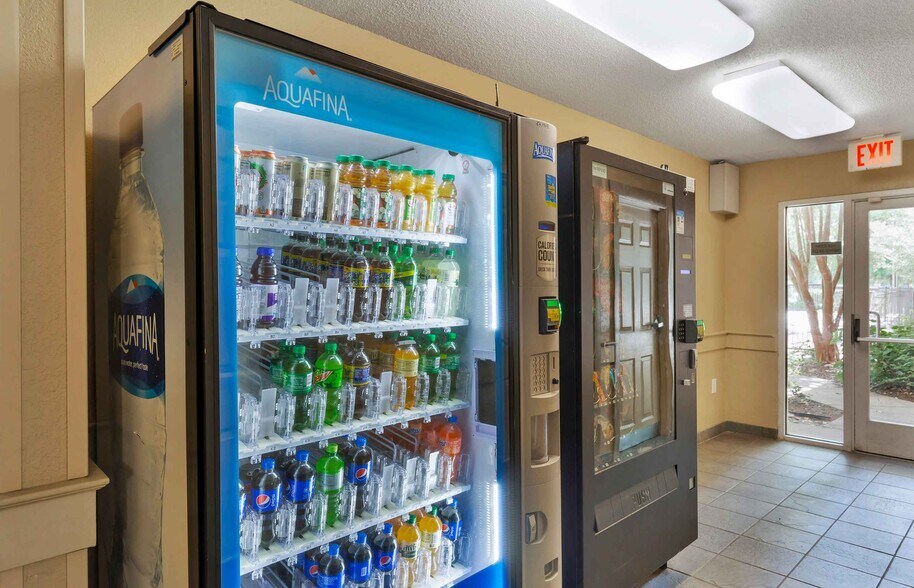 Building Photo - Furnished Studio-Durham - RTP - Miami Blvd. - South