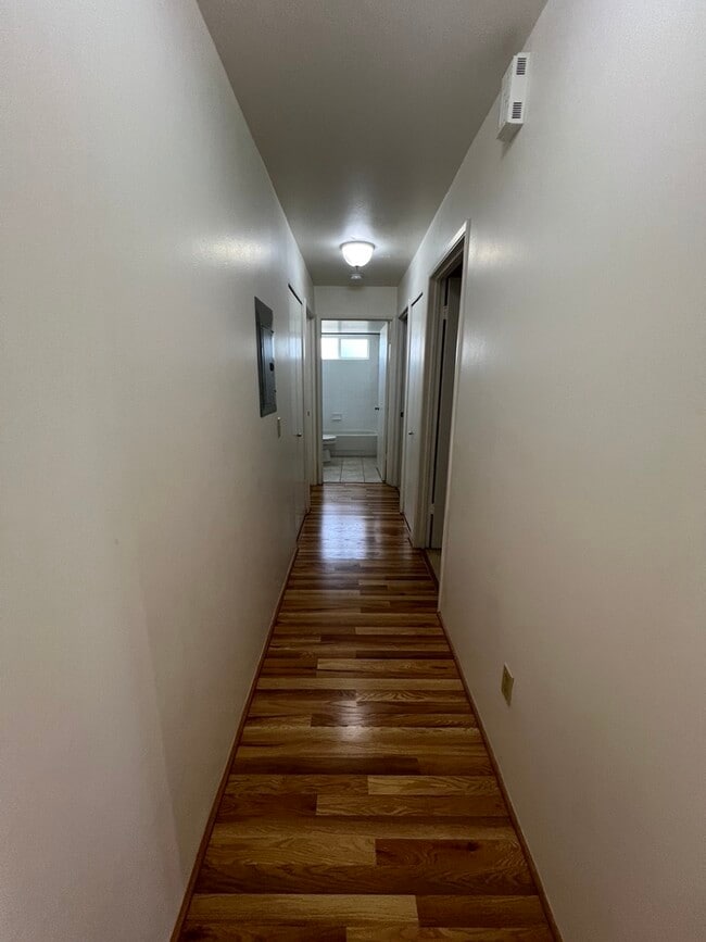 Building Photo - 10 Piwai Ln