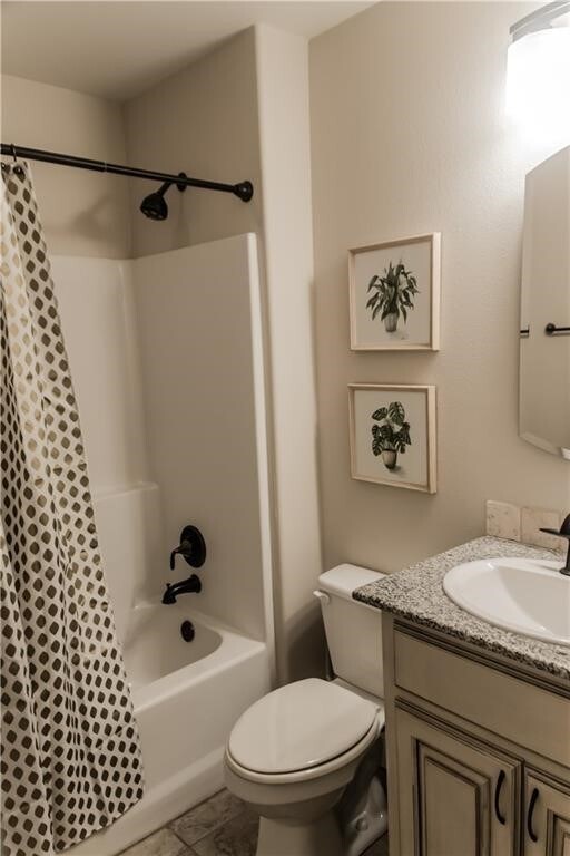 Building Photo - 608 SW 5th St