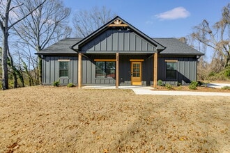 Building Photo - 319 Bledsoe St