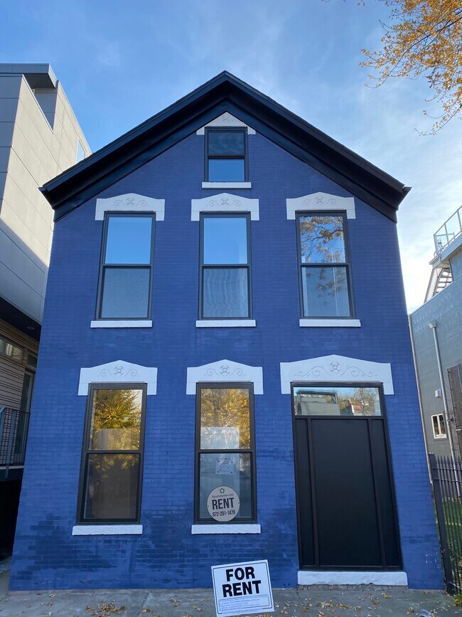 Primary Photo - 1731 W Potomac Ave