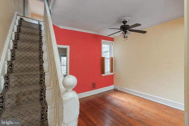 Building Photo - 2719 Folsom St