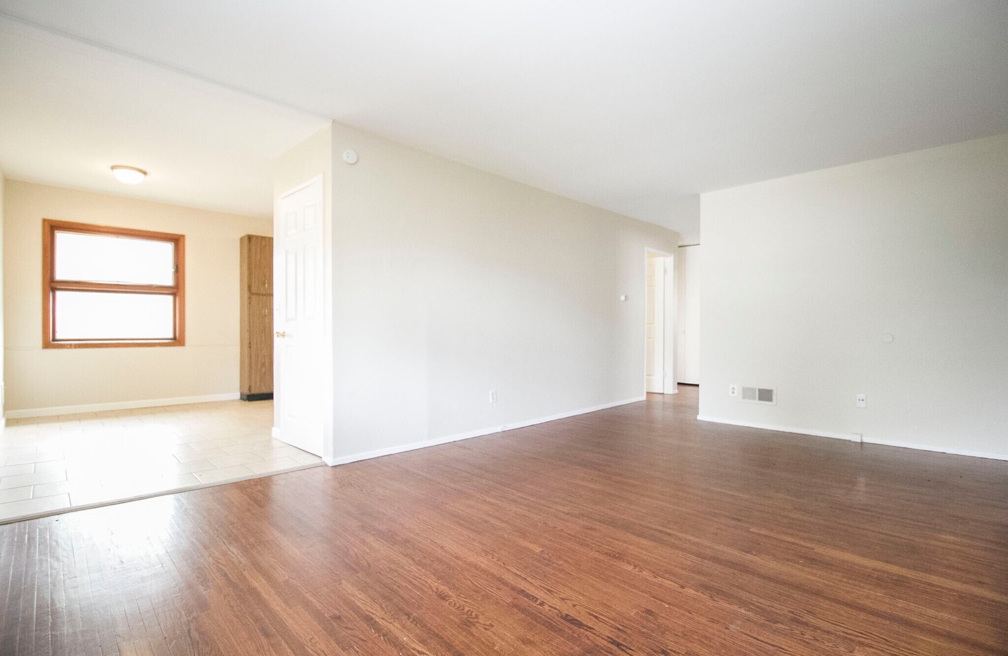 Building Photo - 1421 Pennelwood Dr