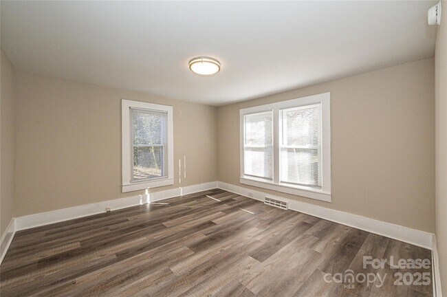 Building Photo - 103 E Louisiana Ave