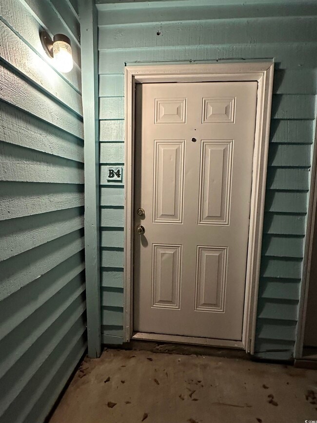 Building Photo - 405 Cambridge Cir