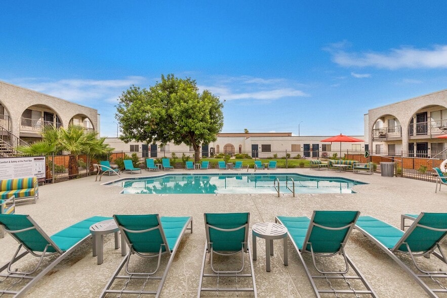 Interior Photo - The Tallows at Peoria