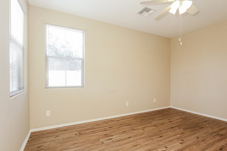 Building Photo - 12164 W Superior Ave