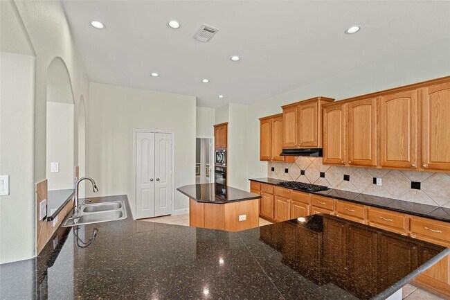 Building Photo - 11812 Sea Shadow Bend