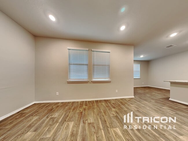 Building Photo - 3311 Angus Crossing