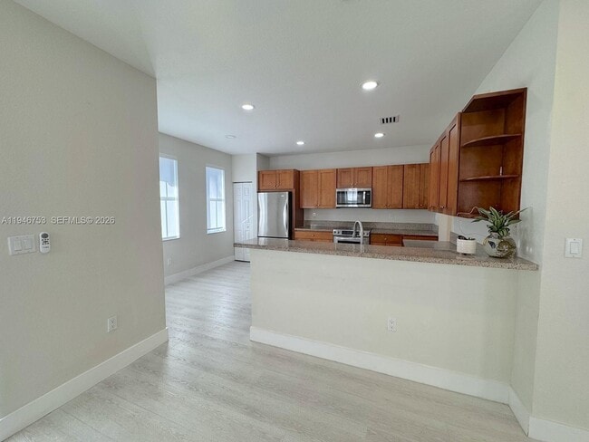 Building Photo - 11400 NW 75th Terrace