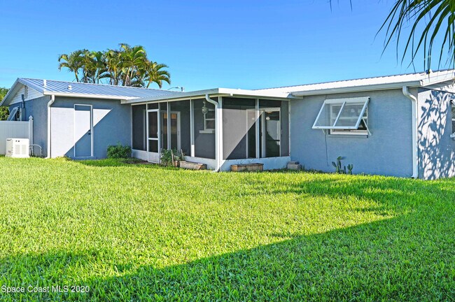 Building Photo - 409 Finch Dr