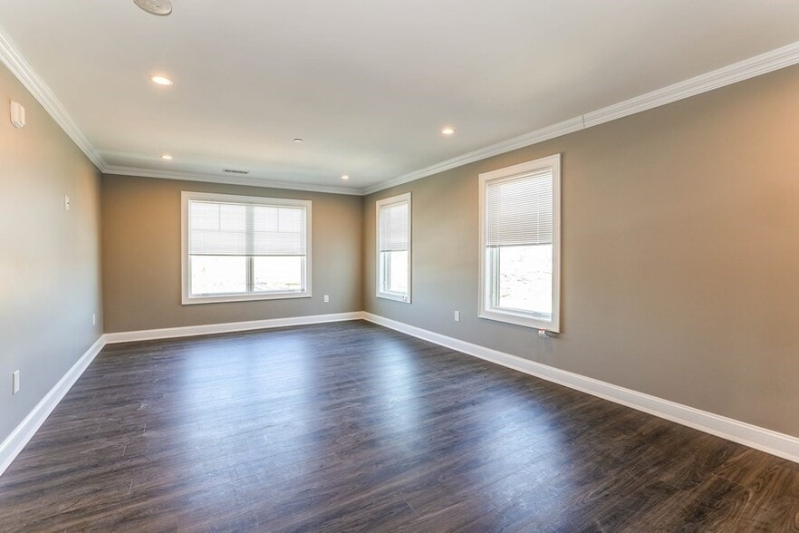 Building Photo - 760 Legacy Pl