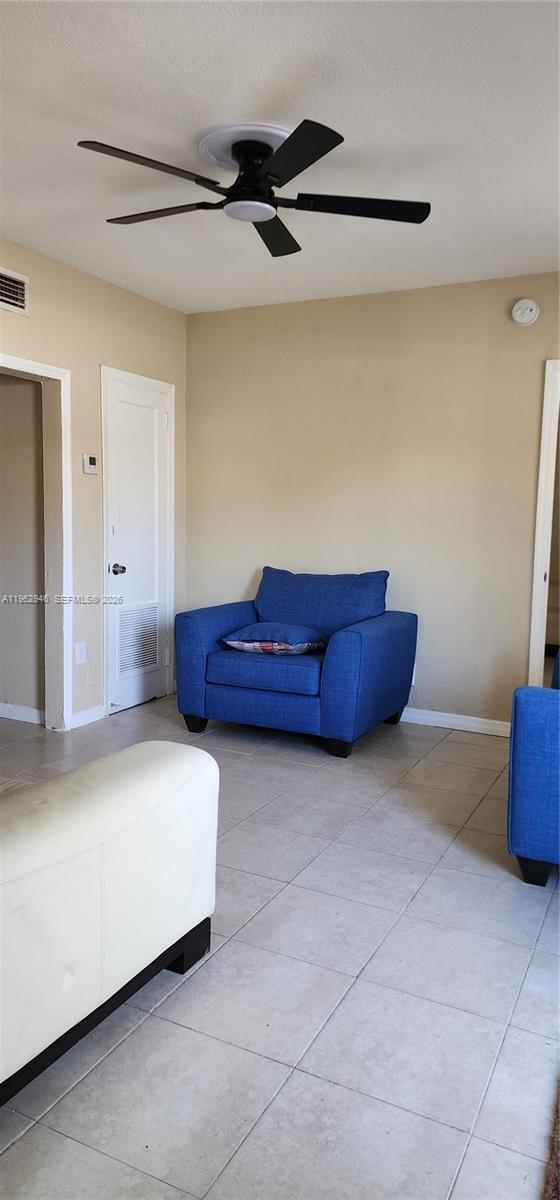 Building Photo - 1025 NW 3rd Ave